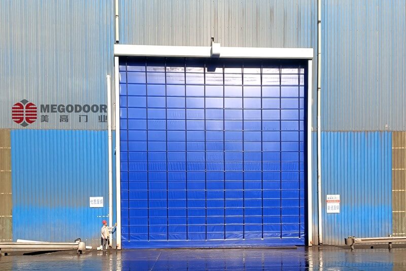 苏州可抗十级强风的工业堆积快速门插图