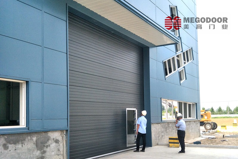 苏州工业厂房专用提升门插图1