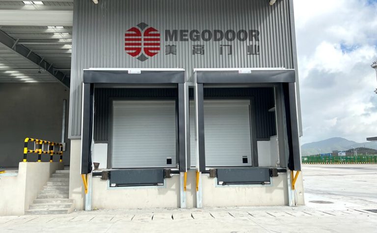 太仓冷库保温充气式门封缩略图 太仓冷库保温充气式门封缩略图