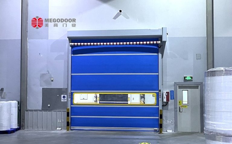 苏州自动感应人员进出的快速门缩略图 苏州自动感应人员进出的快速门缩略图