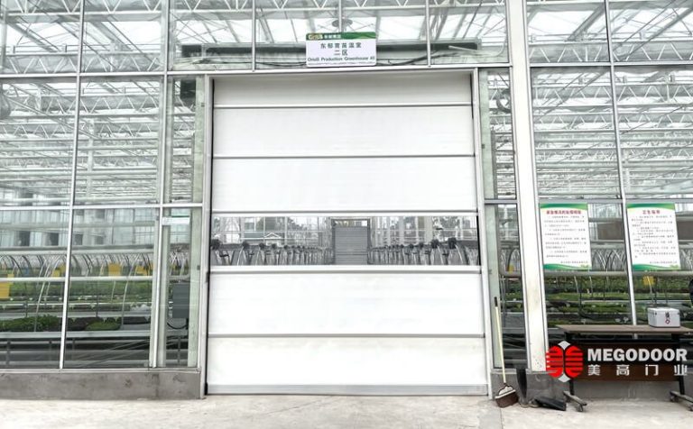 苏州温室大棚用快速门与保温提升门解决方案缩略图