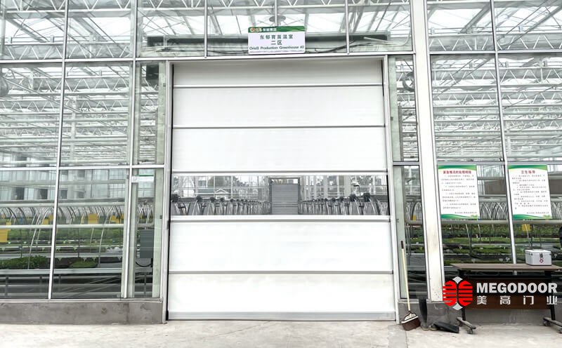 苏州温室大棚用快速门与保温提升门解决方案插图 苏州温室大棚用快速门与保温提升门解决方案插图