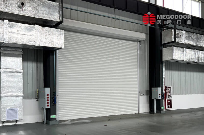 苏州工厂保温门怎么选？普通卷帘门、提升门、硬质快速门有什么区别插图1